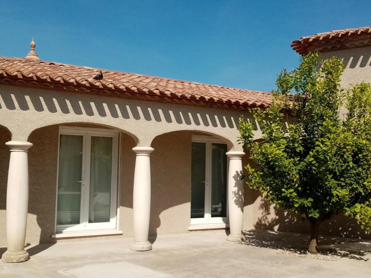 Bienvenue A L Hacienda Villa Magalas Exterior photo